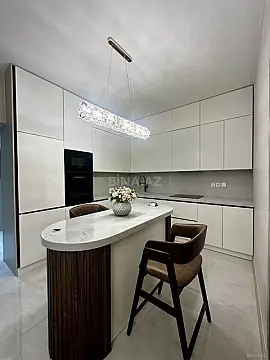 Satılır 2 otaqlı mənzil 68 m²