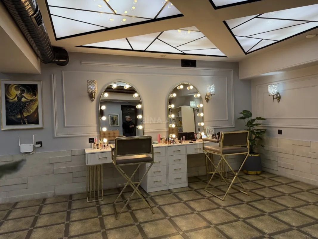 Satılır obyekt 150 m²