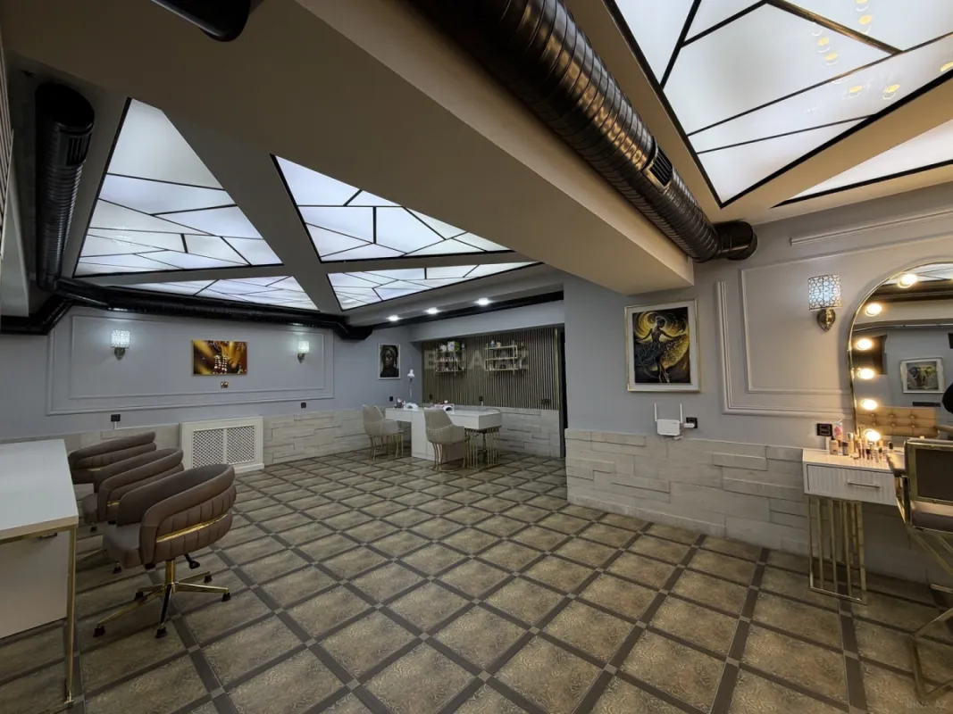 Satılır obyekt 150 m²