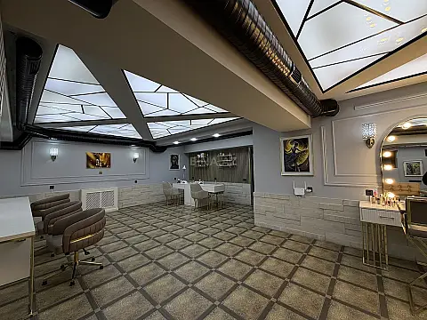 Satılır obyekt 150 m²