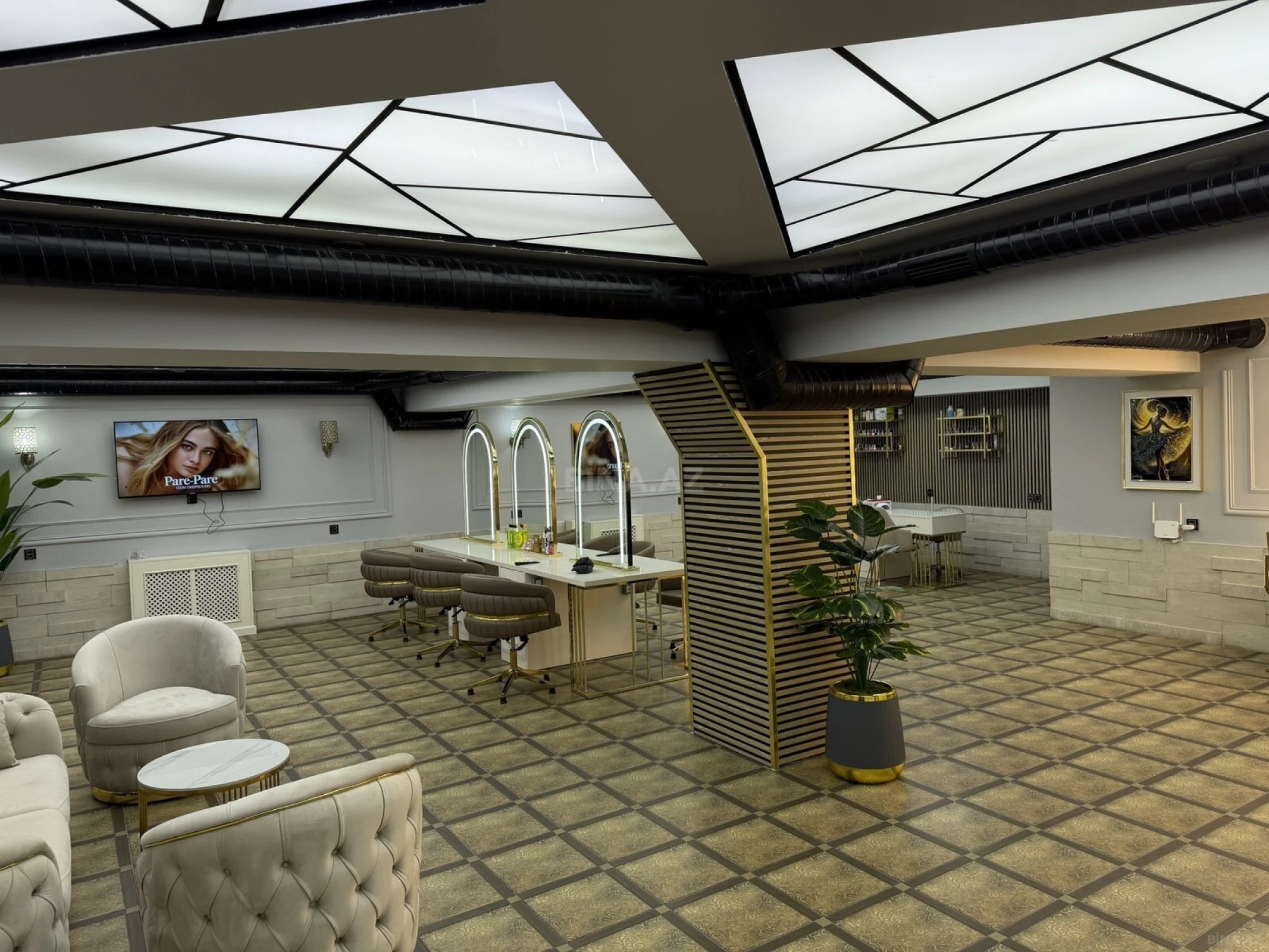 Satılır obyekt 150 m²