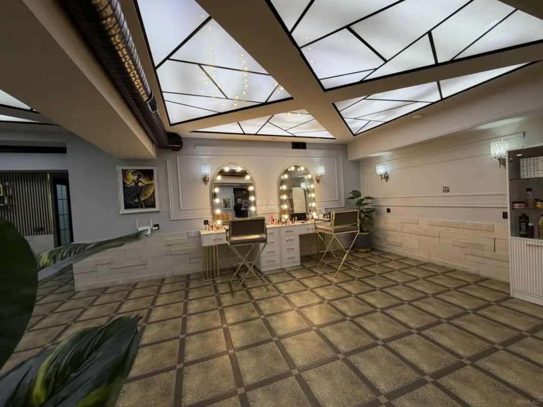 Satılır obyekt 150 m²