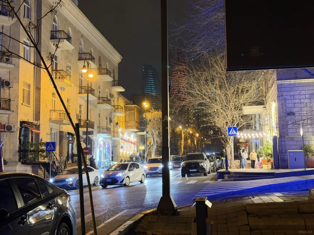 Satılır obyekt 150 m²