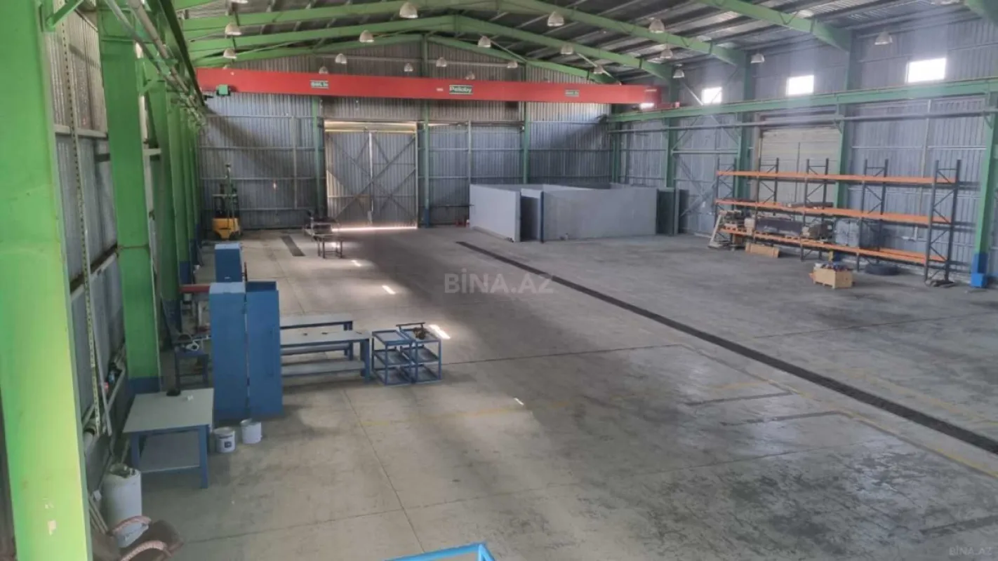 Kirayə verilir obyekt 1240 m²