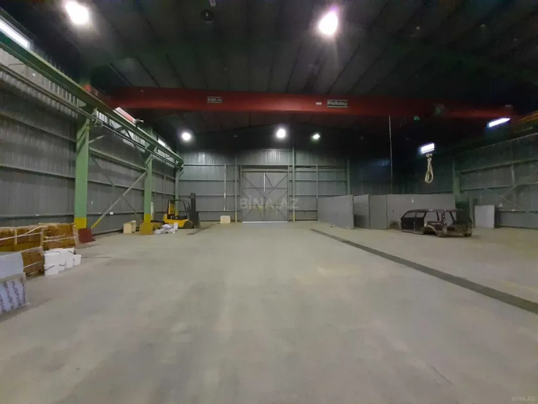 Kirayə verilir obyekt 1240 m²