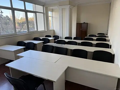 Kirayə verilir 2 otaqlı ofis 60 m² — Bakı 2 otaq 60.00 m²