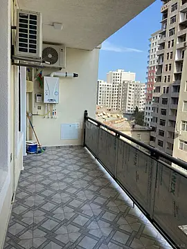 Kirayə verilir 2 otaqlı mənzil 110 m²