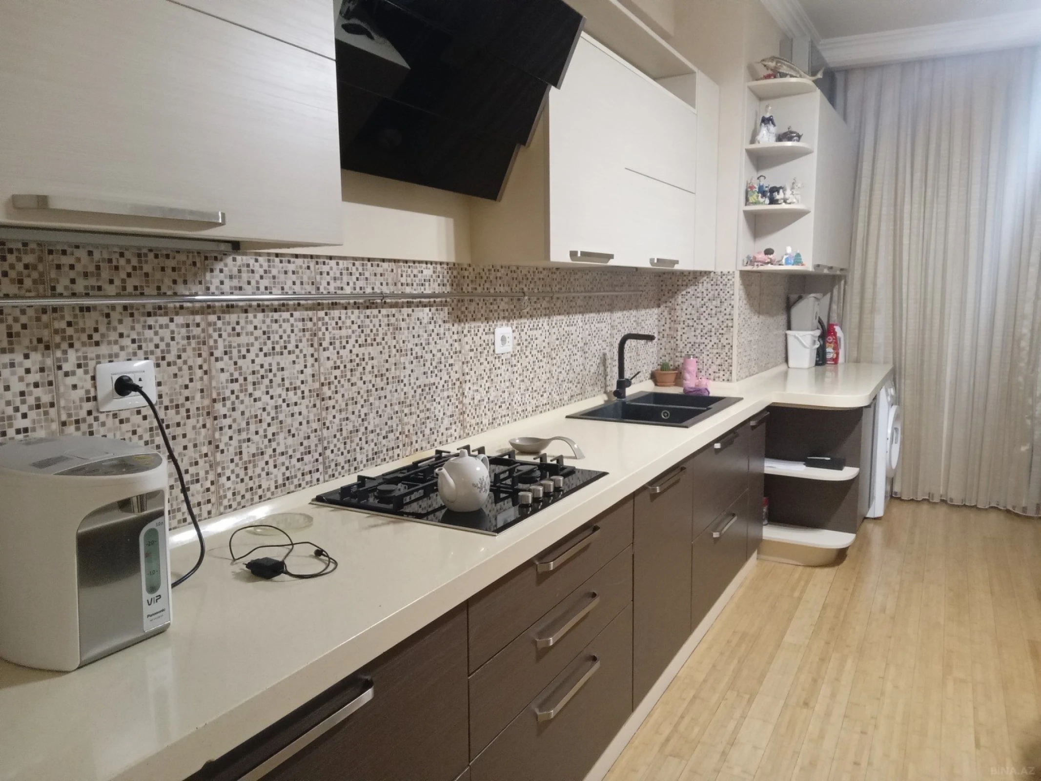 Satılır 3 otaqlı mənzil 120 m²
