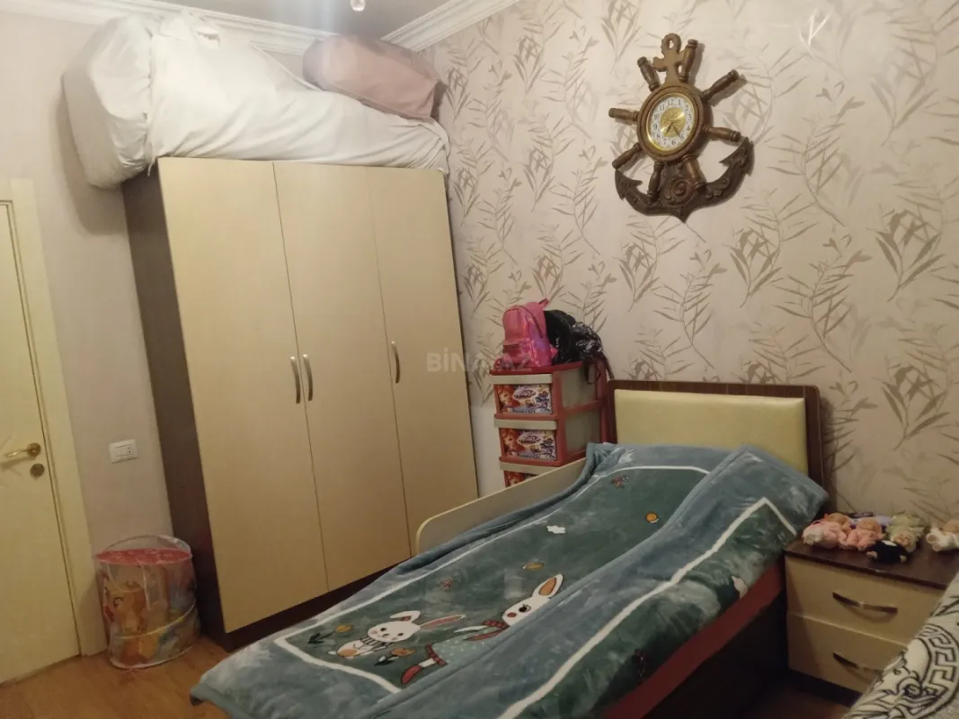 Satılır 3 otaqlı mənzil 120 m²