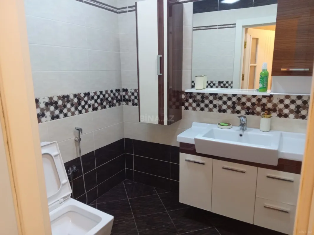 Satılır 3 otaqlı mənzil 120 m²