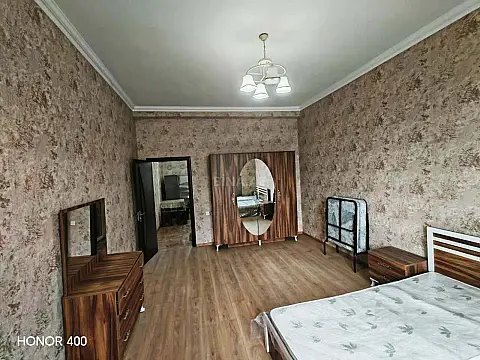 Satılır 2 otaqlı mənzil 70 m²