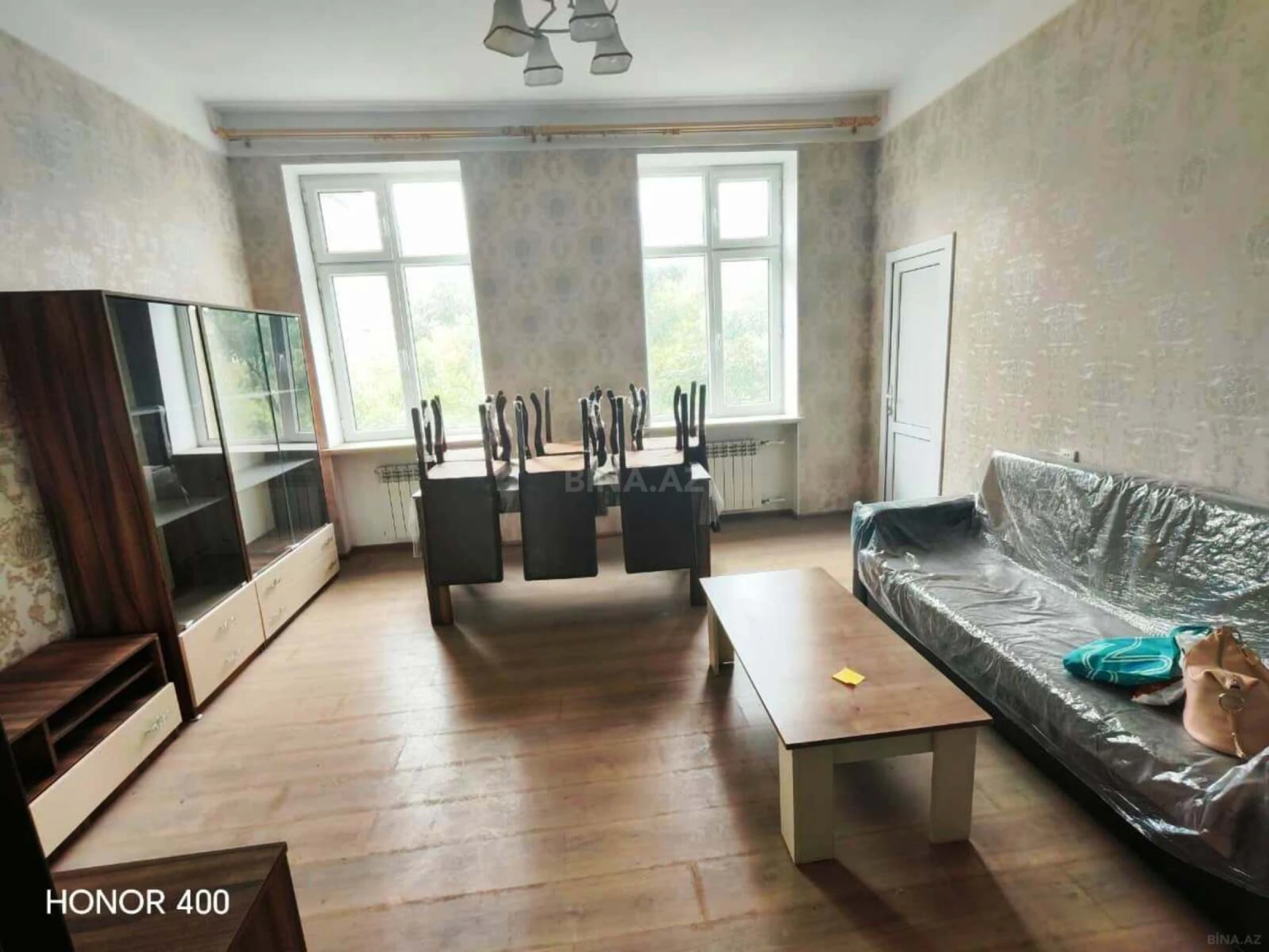 Satılır 2 otaqlı mənzil 70 m²