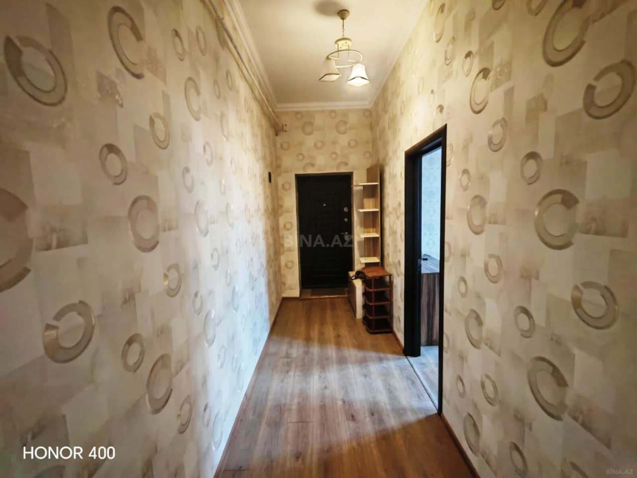 Satılır 2 otaqlı mənzil 70 m²