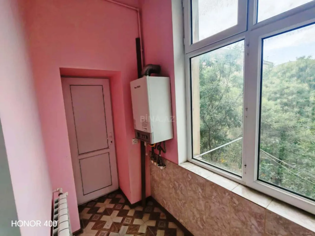 Satılır 2 otaqlı mənzil 70 m²