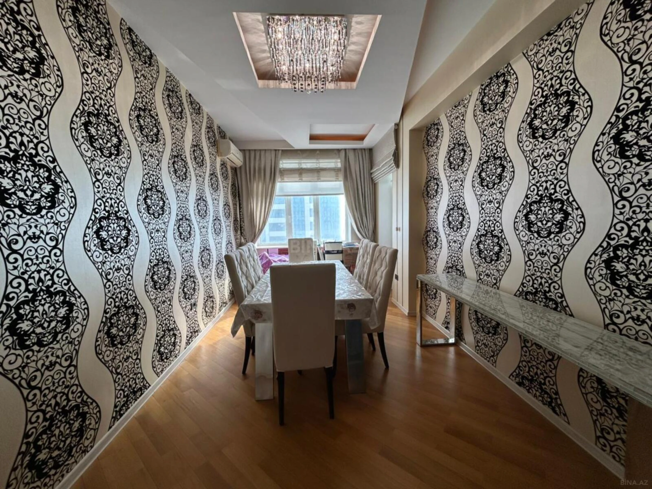 Satılır 3 otaqlı mənzil 120 m²