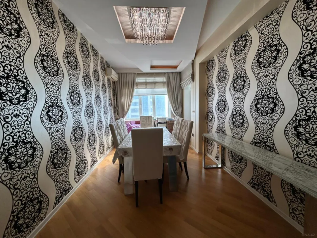 Satılır 3 otaqlı mənzil 120 m²