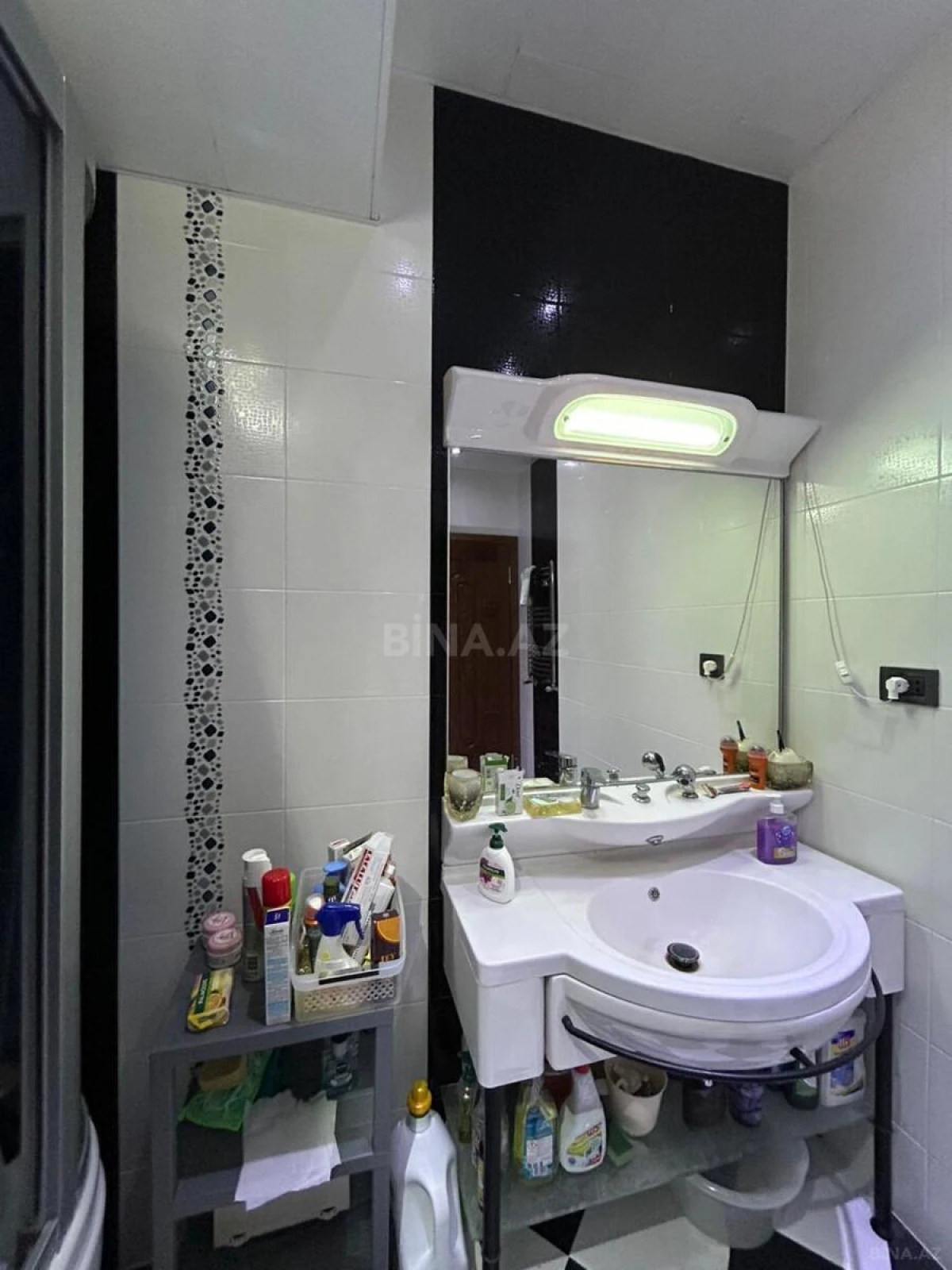 Satılır 3 otaqlı mənzil 120 m²