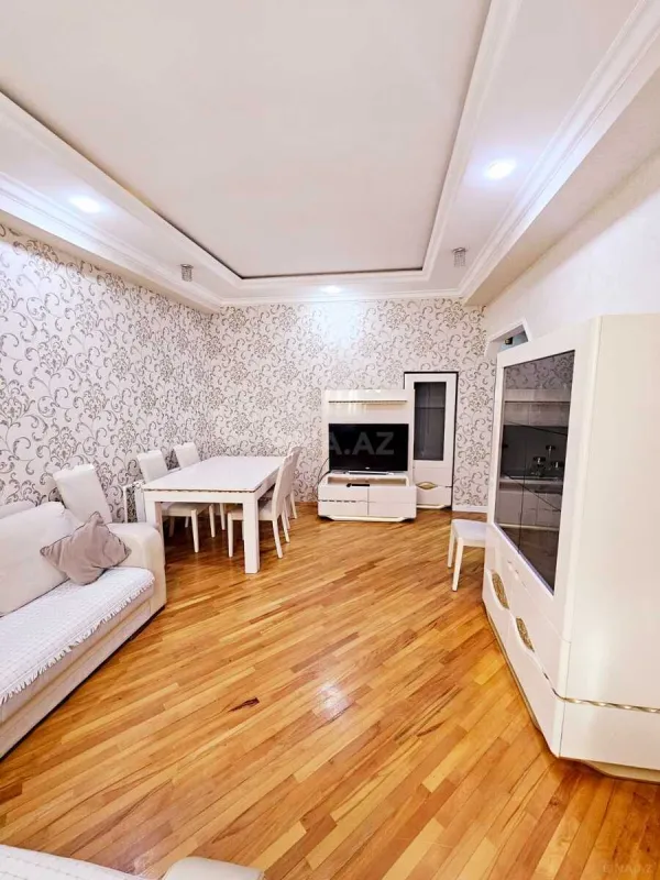 Satılır 2 otaqlı mənzil 55 m²