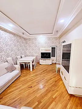 Satılır 2 otaqlı mənzil 55 m² — Bakı, İnşaatçılar 2 otaq 55.00 m²