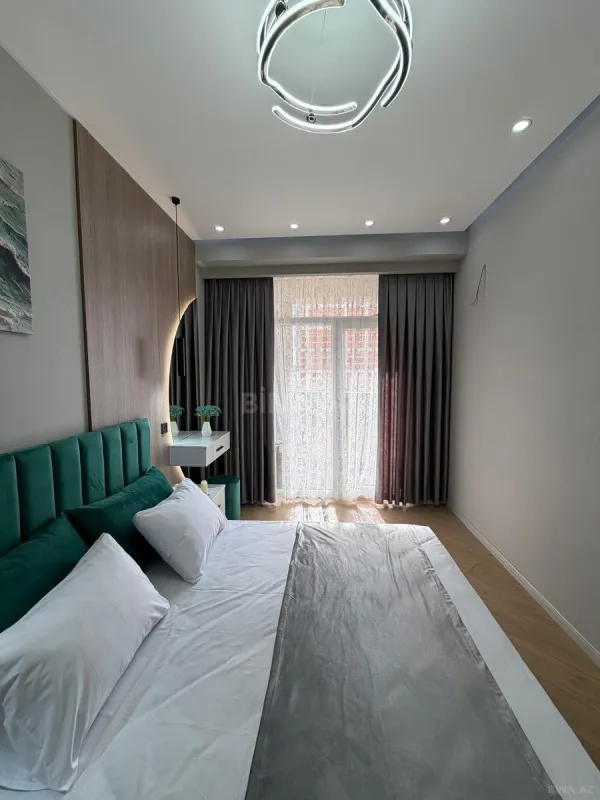 Satılır 2 otaqlı mənzil 55 m²