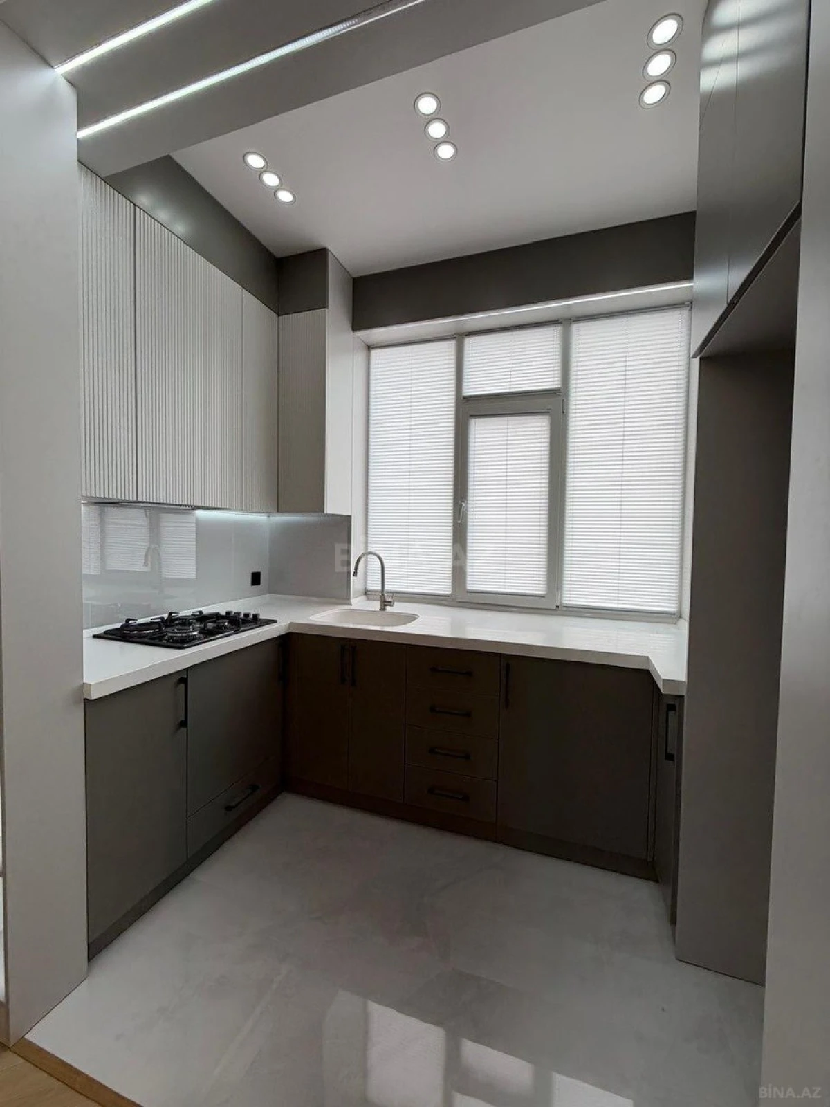 Satılır 2 otaqlı mənzil 55 m²