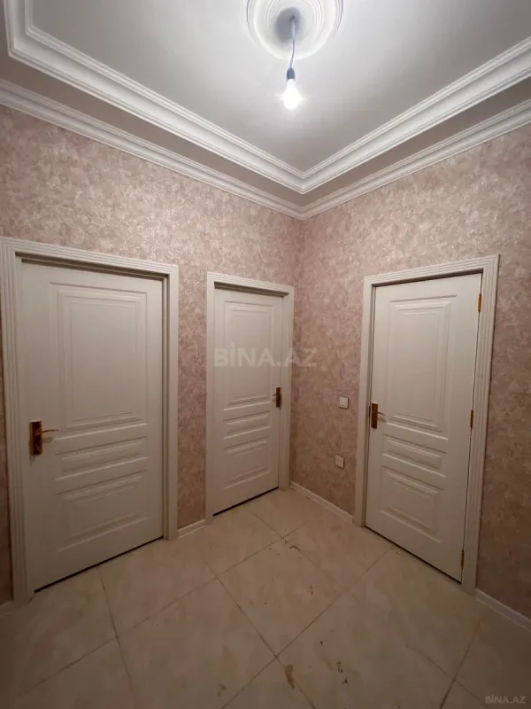 Satılır 2 otaqlı mənzil 70 m²