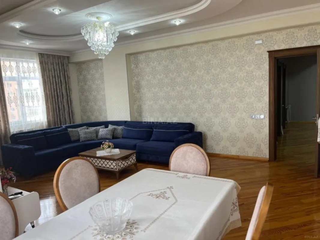 Satılır 3 otaqlı mənzil 120 m²