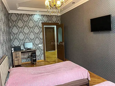 Satılır 3 otaqlı mənzil 120 m²