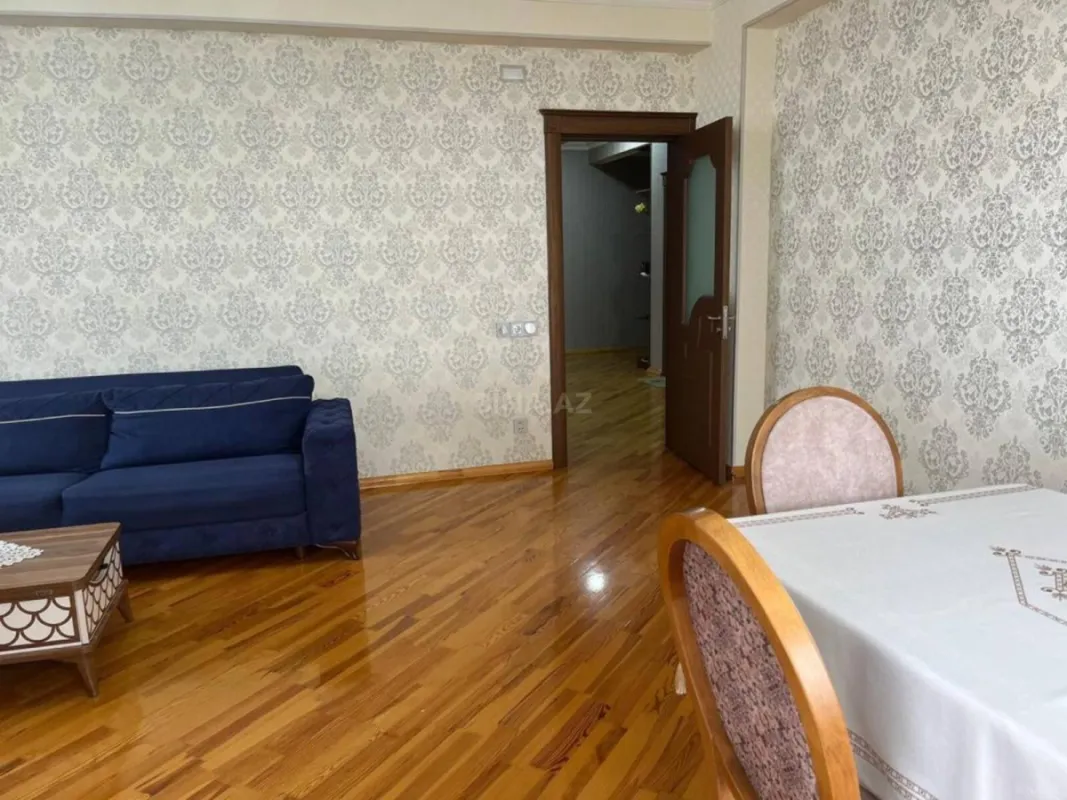 Satılır 3 otaqlı mənzil 120 m²