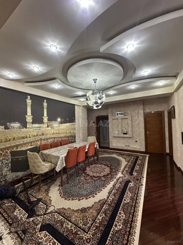 Kirayə verilir 3 otaqlı mənzil 150 m²