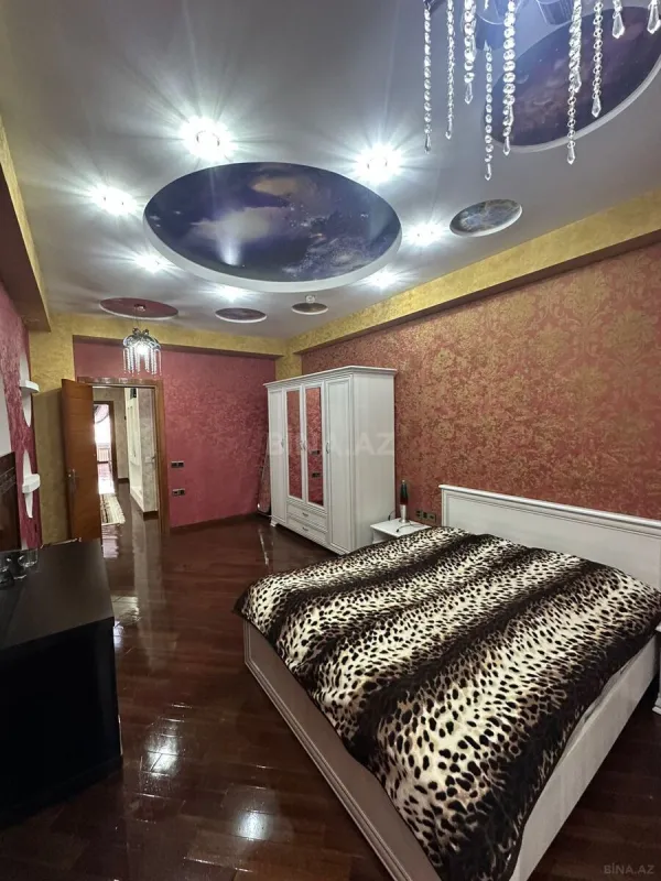 Kirayə verilir 3 otaqlı mənzil 150 m²