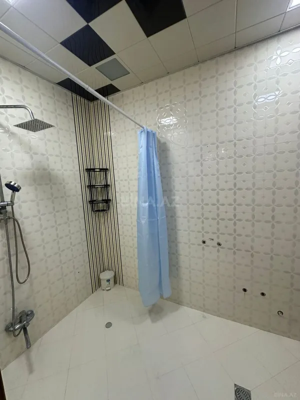 Kirayə verilir 3 otaqlı mənzil 150 m²