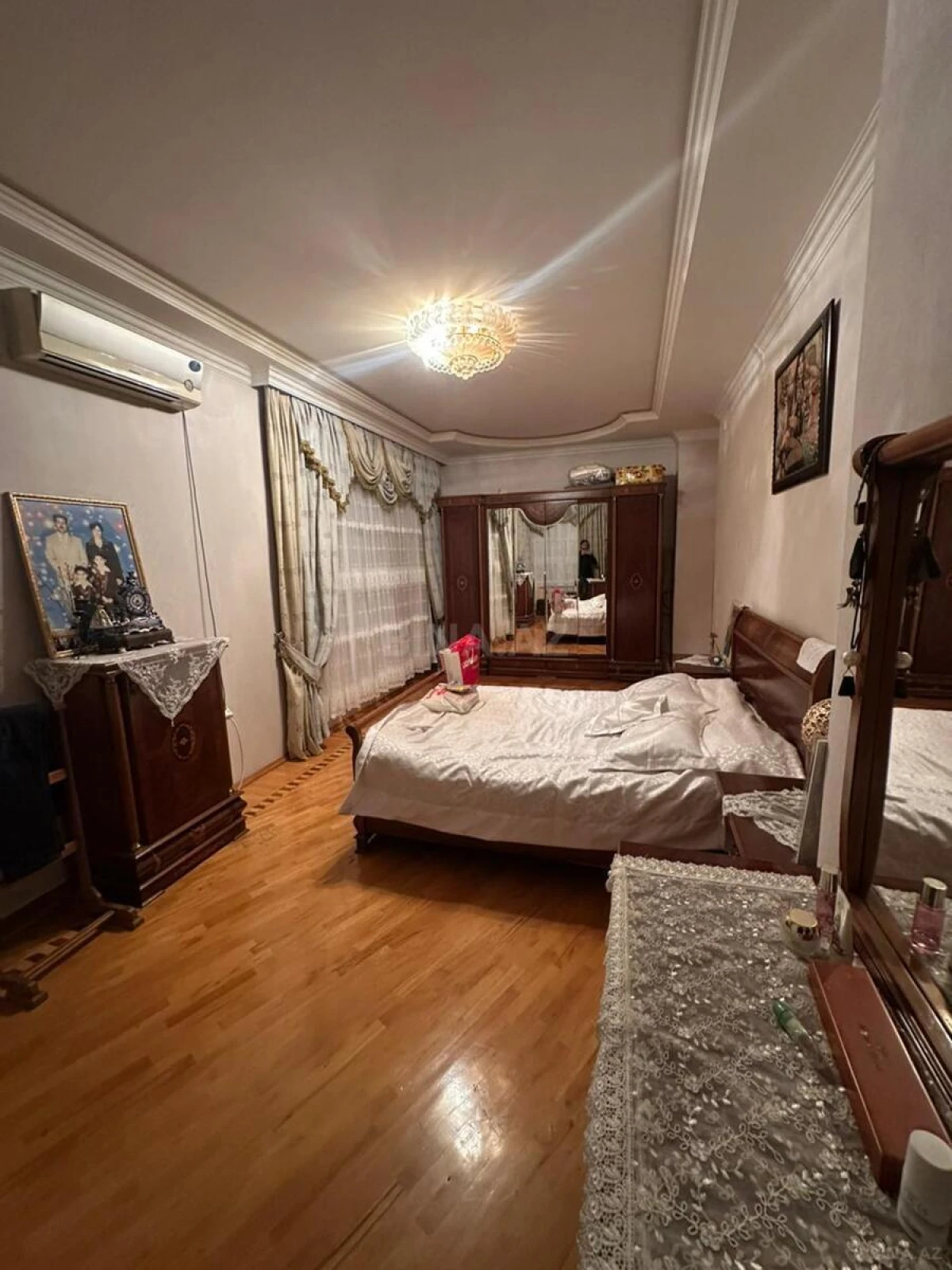 Satılır 3 otaqlı mənzil 128 m²
