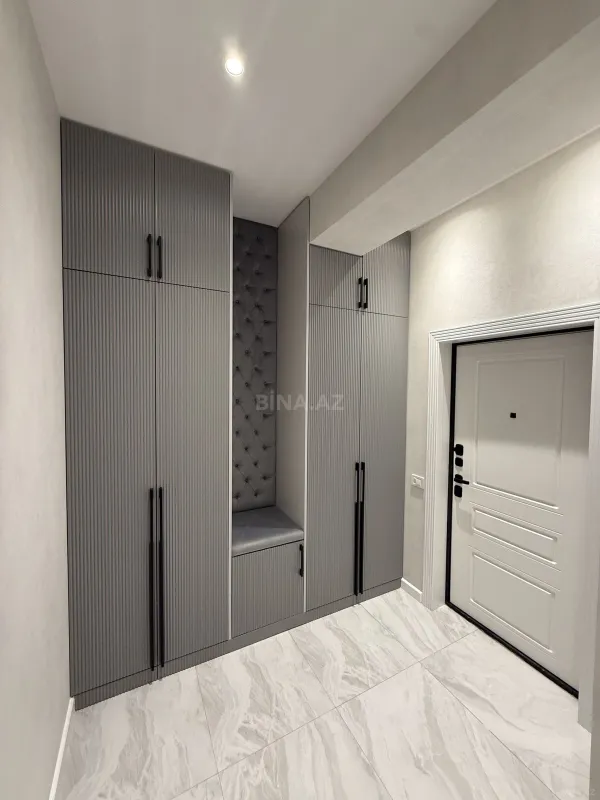 Satılır 3 otaqlı mənzil 125 m²