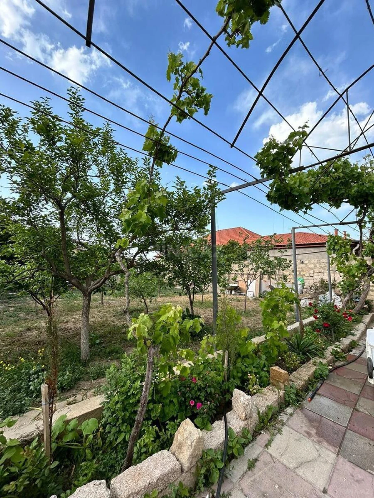 Satılır 6 otaqlı həyət evi 170 m²