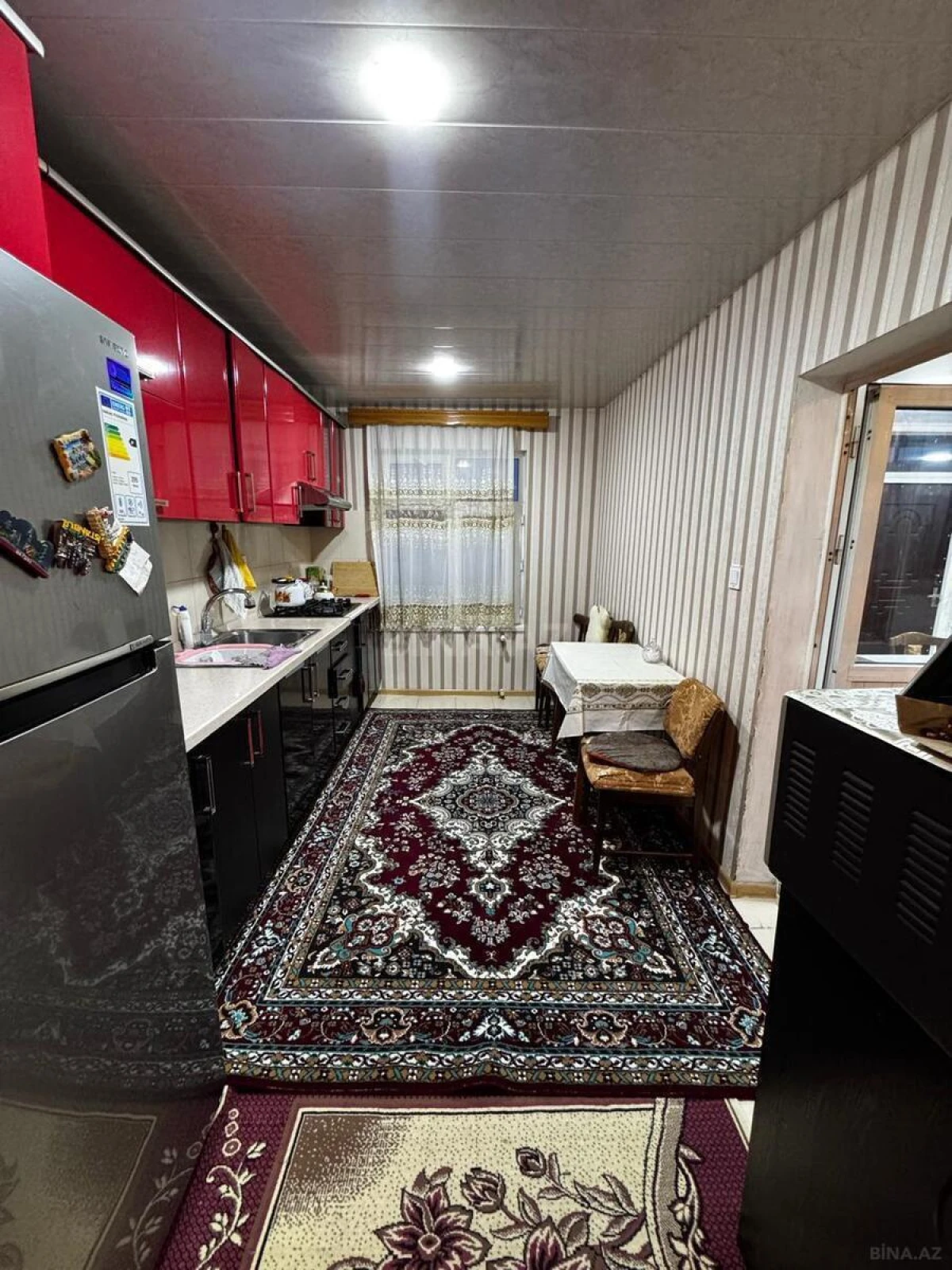 Satılır 6 otaqlı həyət evi 170 m²