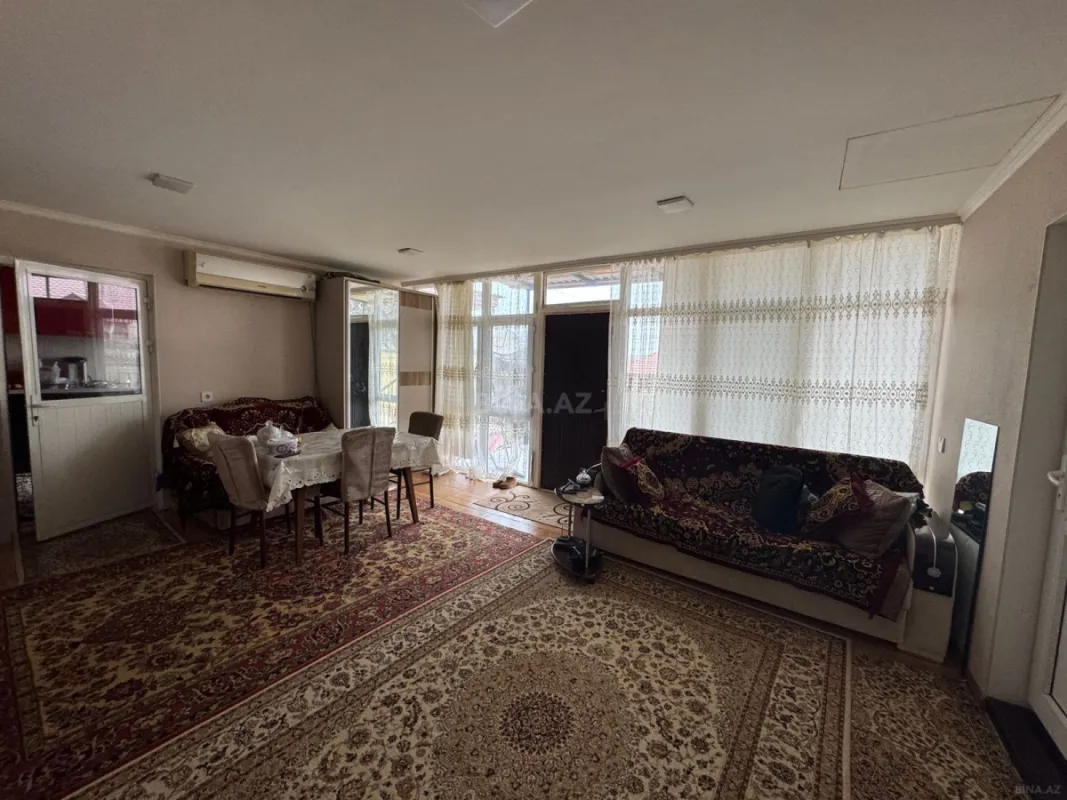 Satılır 6 otaqlı həyət evi 170 m²