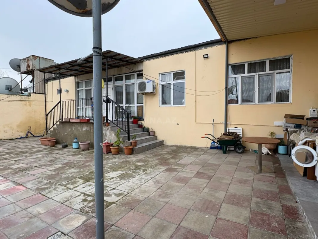 Satılır 6 otaqlı həyət evi 170 m²