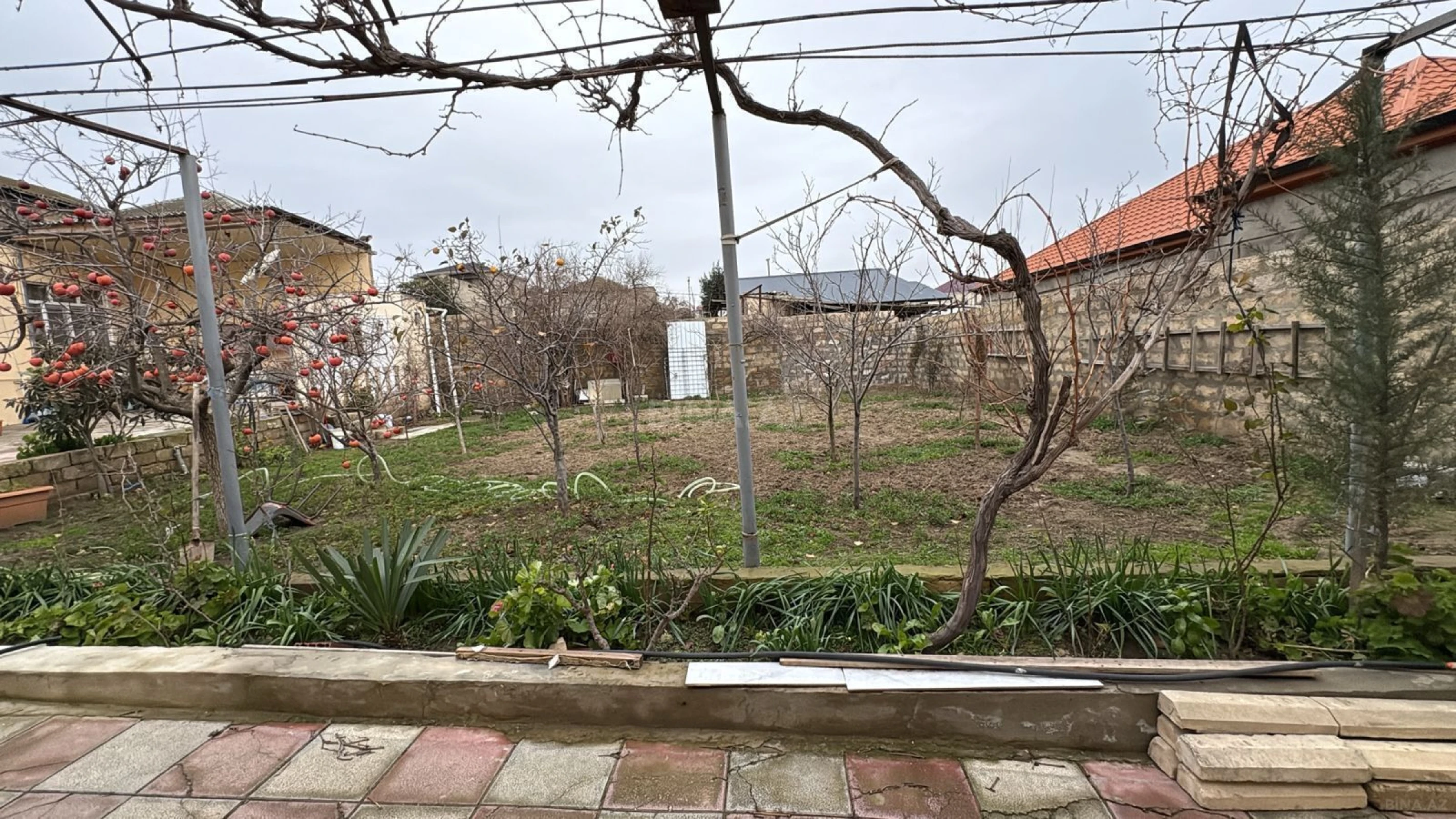 Satılır 6 otaqlı həyət evi 170 m²