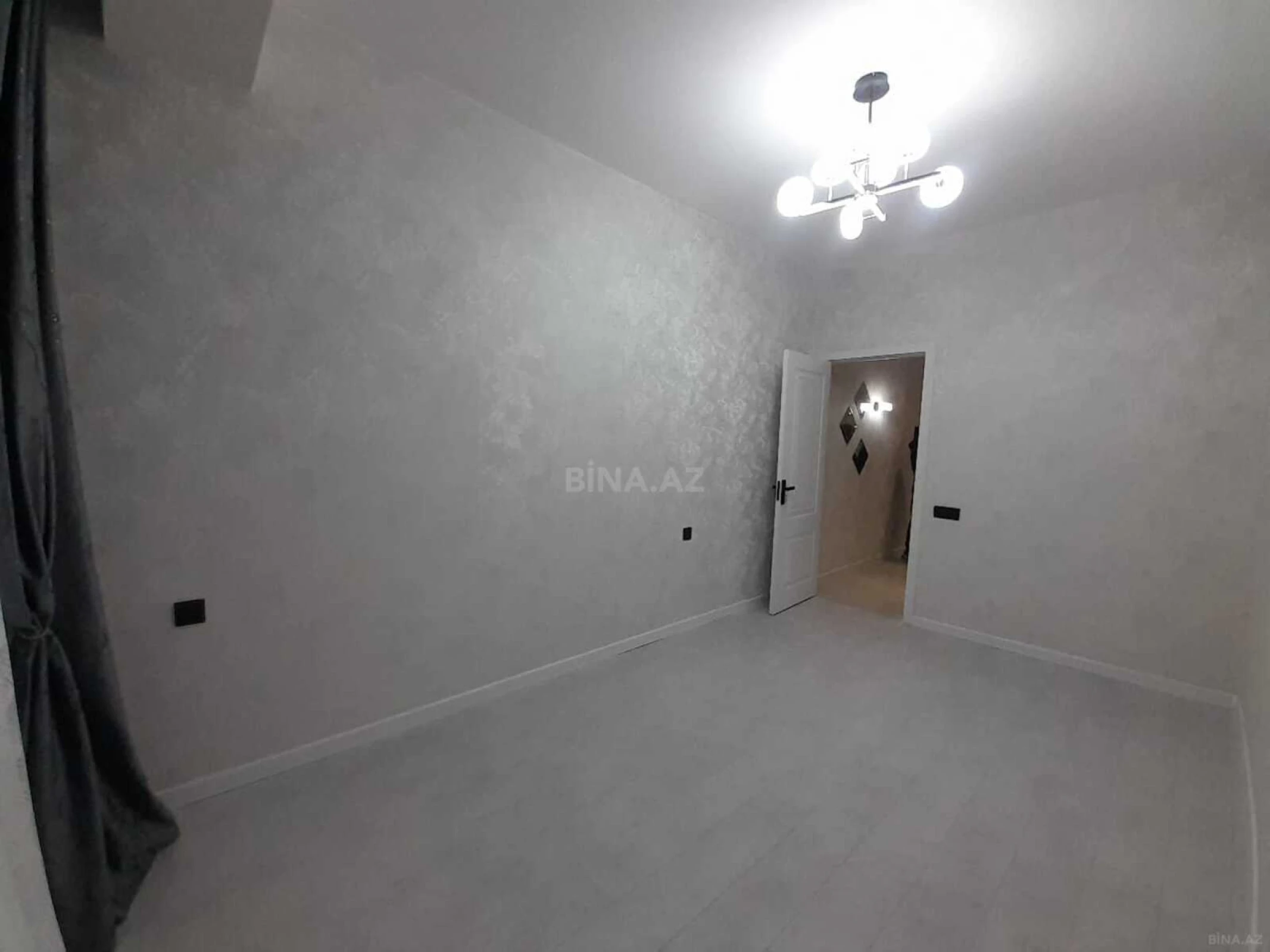 Satılır 2 otaqlı mənzil 56 m²