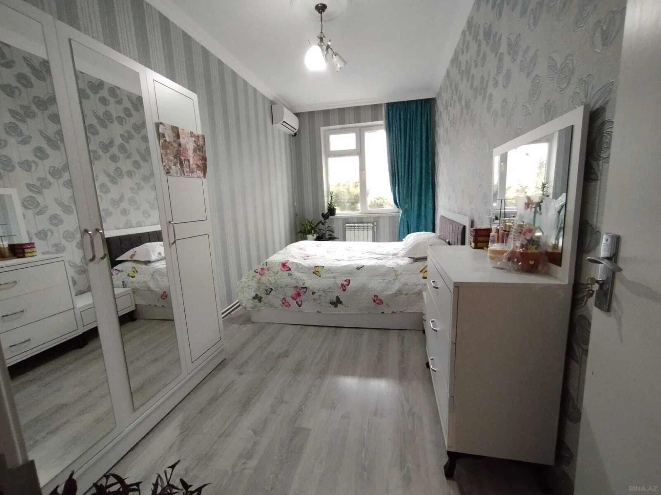Satılır 3 otaqlı mənzil 75 m²