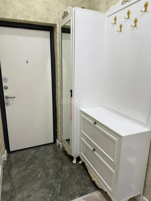 Satılır 3 otaqlı mənzil 76 m²