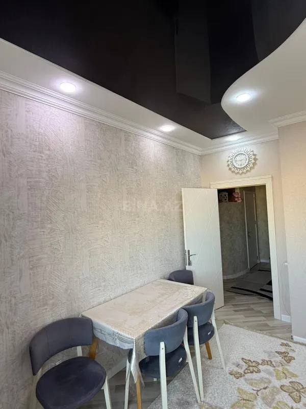 Satılır 3 otaqlı mənzil 76 m²