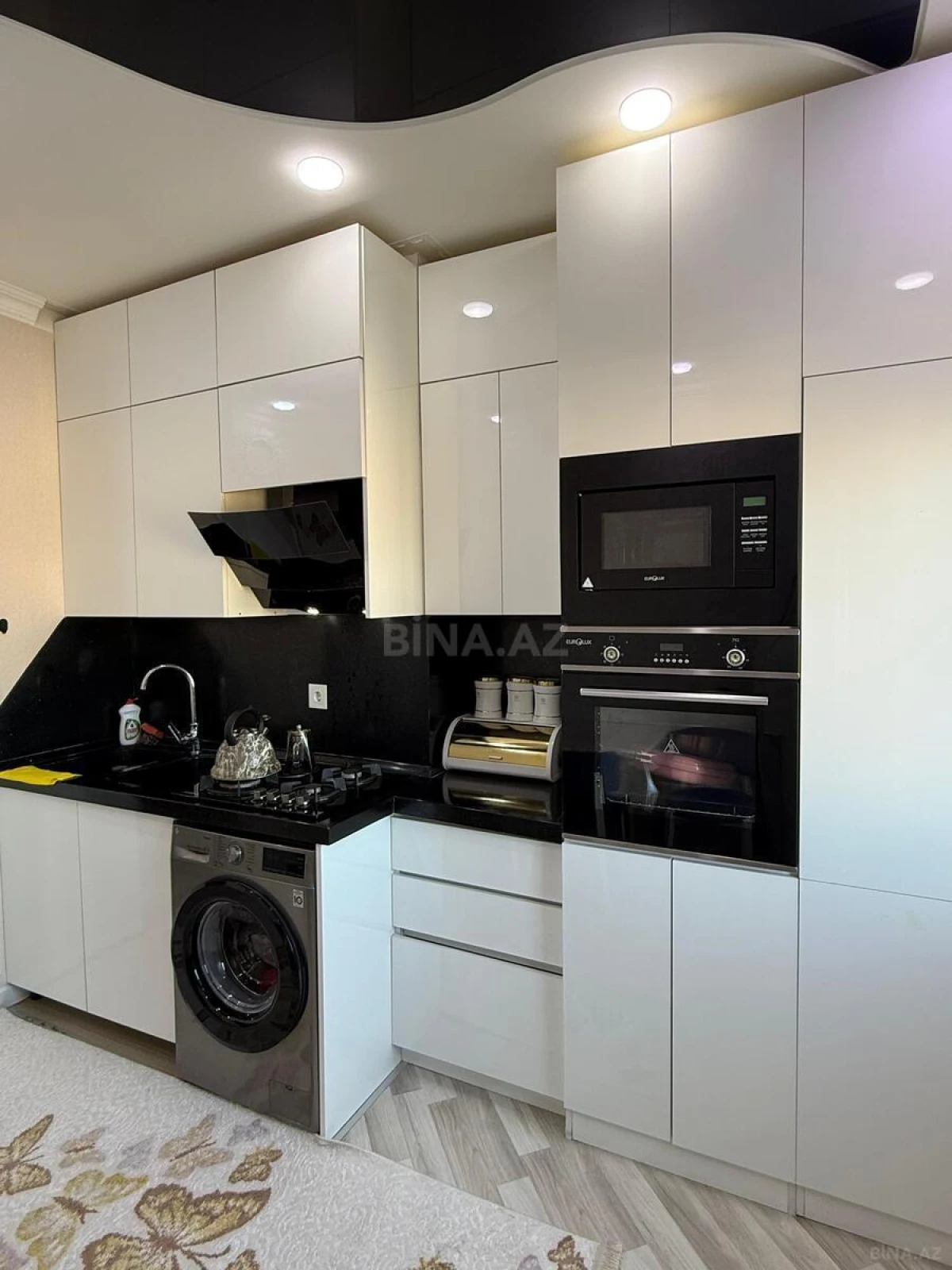 Satılır 3 otaqlı mənzil 76 m²