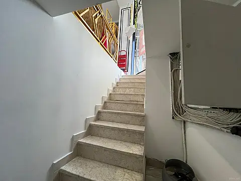 Kirayə verilir obyekt 380 m²