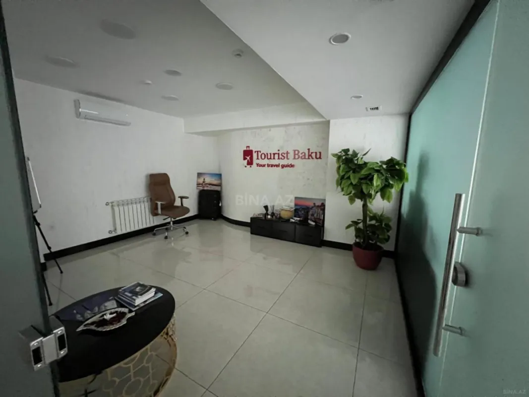 Kirayə verilir obyekt 380 m²