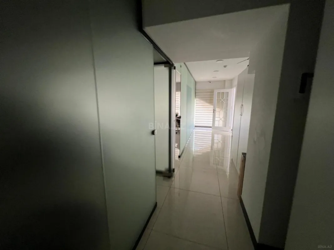 Kirayə verilir obyekt 380 m²