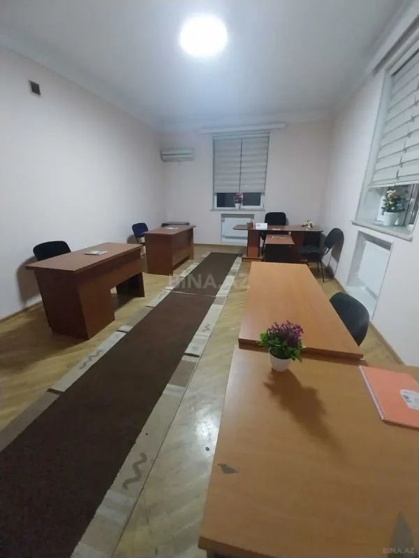 Kirayə verilir 4 otaqlı ofis 250 m²