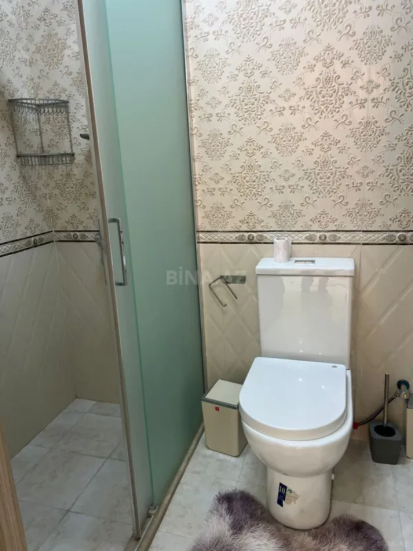 Kirayə verilir 2 otaqlı mənzil 78 m²