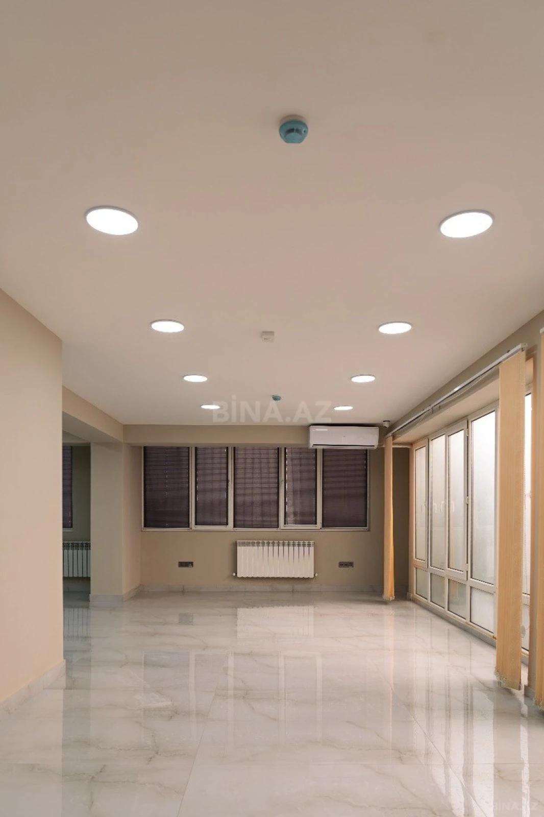 Kirayə verilir obyekt 300 m²